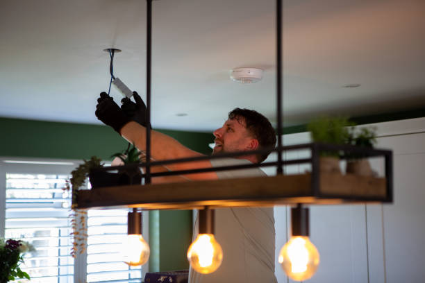  Sam Rayburn, TX Electrician Pros